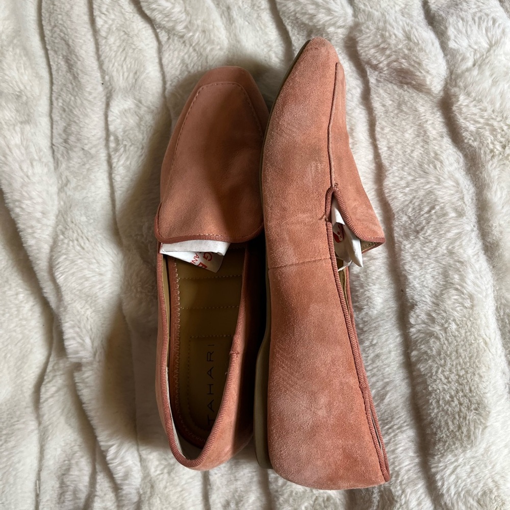 Tahari Tacey 7.5M Pink Suede Office Workwear Model Off Duty Spring Summer Loafer